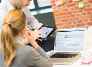 A partir del 12 de mayo… ¡Todos a fichar! Beebole propone fichar en la nube