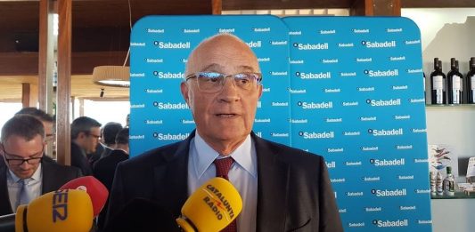 El Sabadell confirma que cerrar oficinas es “una tendencia natural” que continuará